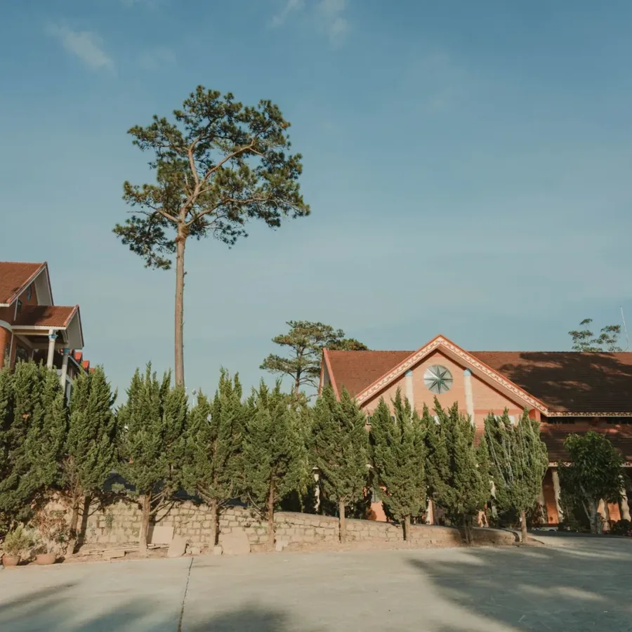 Phòng đôi có cửa sổ